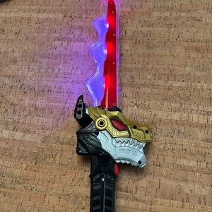 Hasbro Power Rangers Dino Fury Chromafury Saber